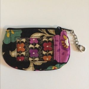 Vera Bradley Clip Zip ID in Suzani